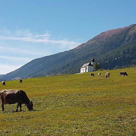 Chalet Daheim Reckingen Buitenkant foto