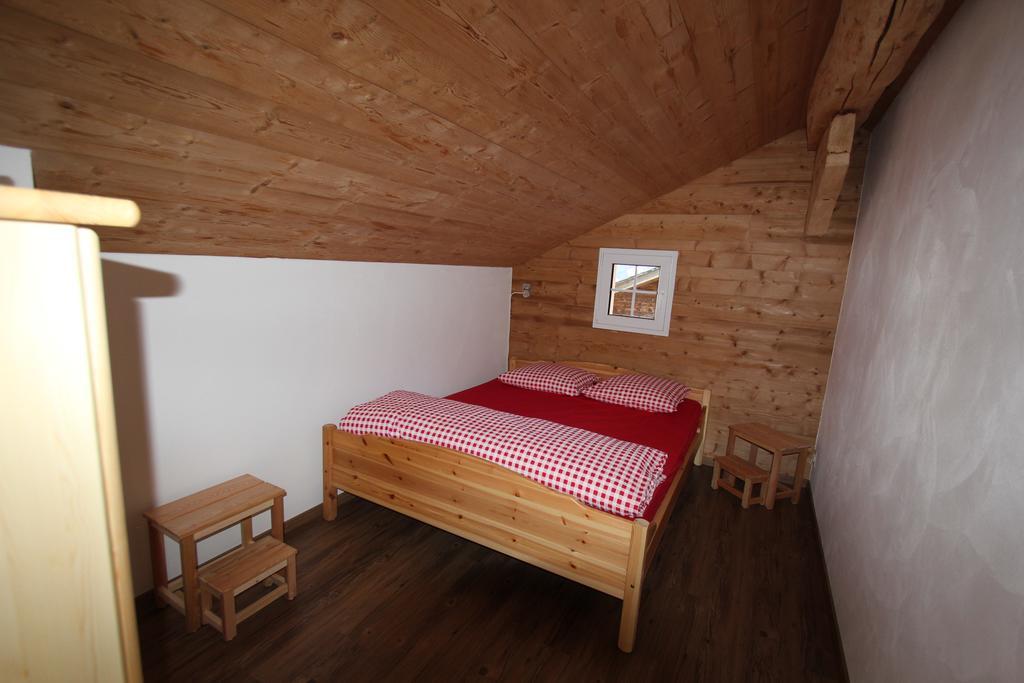 Chalet Daheim Reckingen Buitenkant foto
