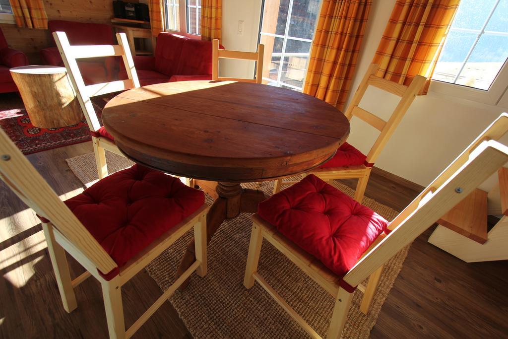 Chalet Daheim Reckingen Buitenkant foto